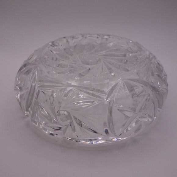 Circular Cigar Ash Tray with Some Weight To it! - Picture 5 of 16